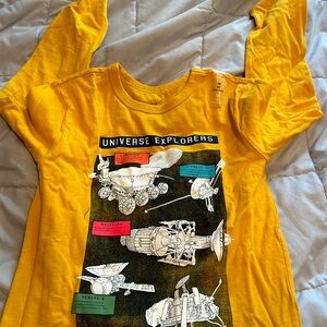 New with long sleeve t shirt. Size 8 M